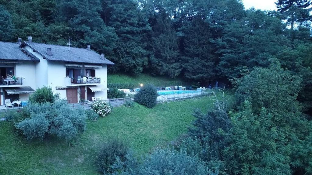 Lake Apartment Ischia Red تينّا المظهر الخارجي الصورة